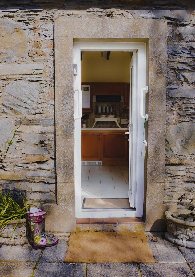 The Alms House Strangford Exterior foto